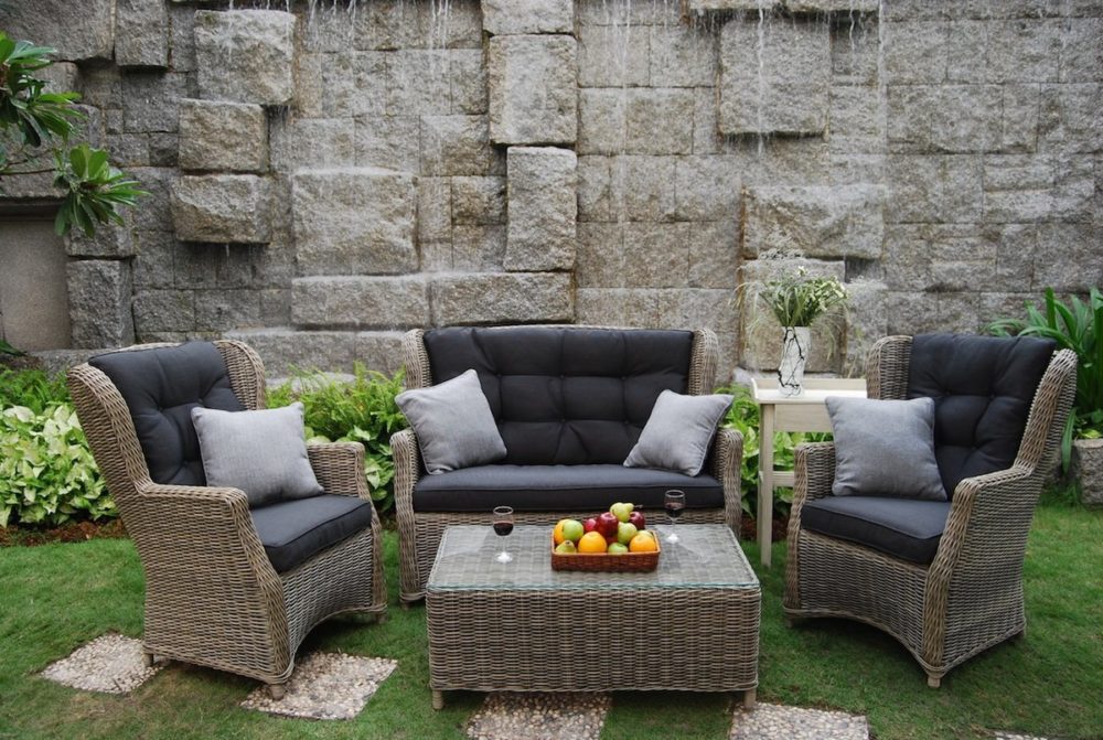 Пошив подушек на диваны и кресла из уличной ткани Пошив подушек на диваны и кресла из уличной ткани